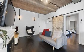 Cosy Apartment With Parking